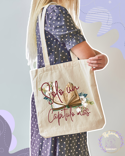 Solo un Capítulo mas Tote Bag