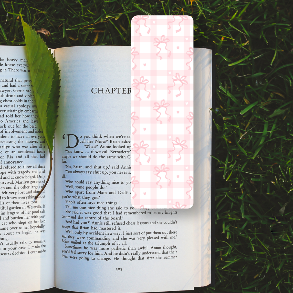 Lazos Bookmark